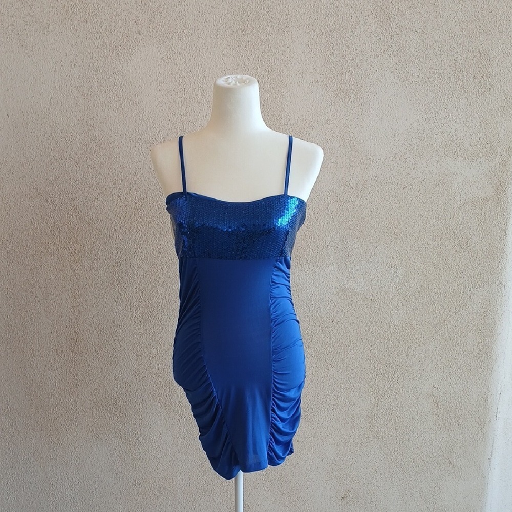 Make Offer! Roommates Vibrant Blue Fabric